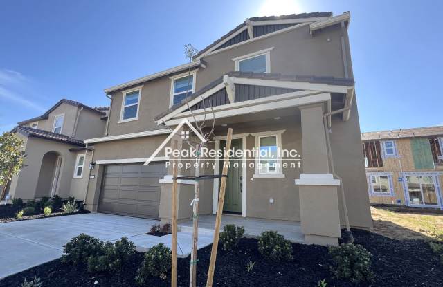 Brand New Sacramento 4bd/2.5ba Home! - 5218 Senesta Circle, Lemon Hill, CA 95824 Brand New Sacramento 4bd/2.5ba Home! - 5218 Senesta Circle, Lemon Hill, CA 95824