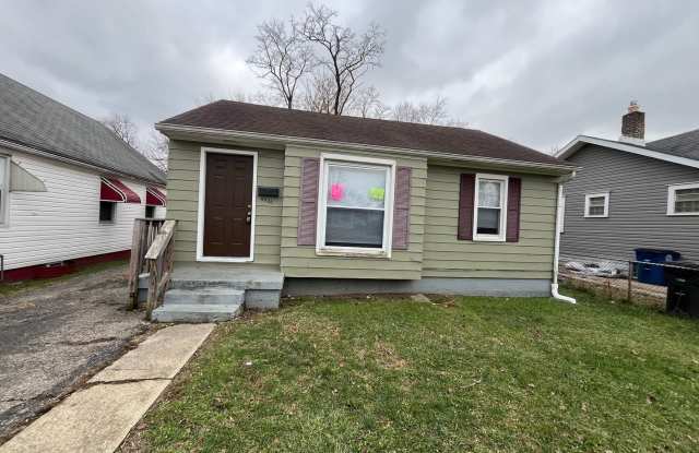 **Deposit Special $500**Available Now** 4538 West Second 2BR/1BA (Dayton) - 4538 West 2nd Street, Dayton, OH 45417