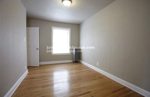 10521 S MICHIGAN Gallery 4
