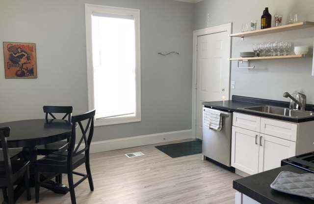 2704 Chicago Ave photos photos