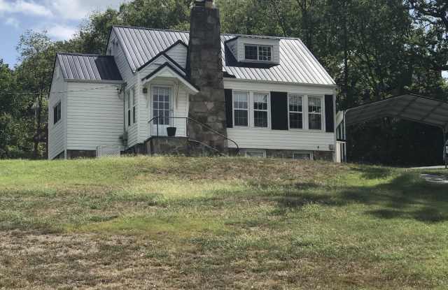 1108 Ashmore Avenue Gallery 2