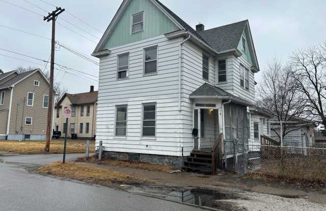 4 bedroom house for rent Gallery 1