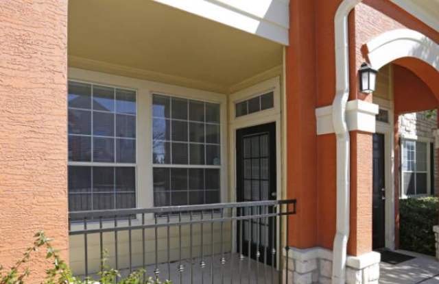 5132 Eisenhauer Rd Gallery 3