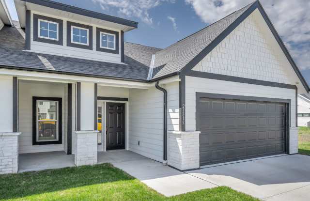 Modern Duplex with Spacious Design  Upscale Touches!! photos photos