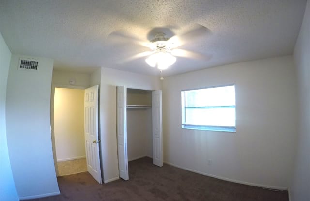 1630 Jefferson Ave # 1 Gallery 3