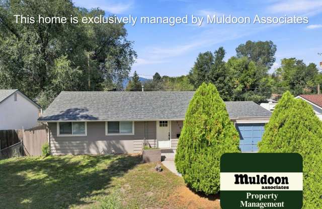 Beautifully Remodeled Centrally located bungalow Gallery 1