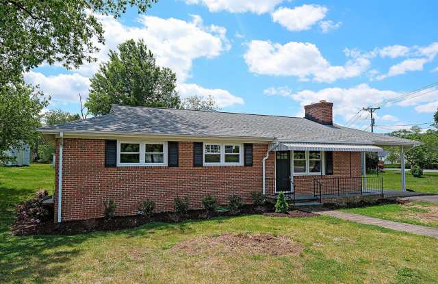Updated Pet-Friendly Home - Walkable to Downtown Crozet! photos photos Updated Pet-Friendly Home - Walkable to Downtown Crozet! photos photos