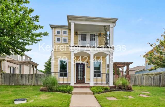 Updated 3 Beds + 2.5 Baths Home in an Excellent Location! photos photos