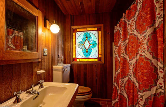 1235 Madrona Avenue Gallery 2