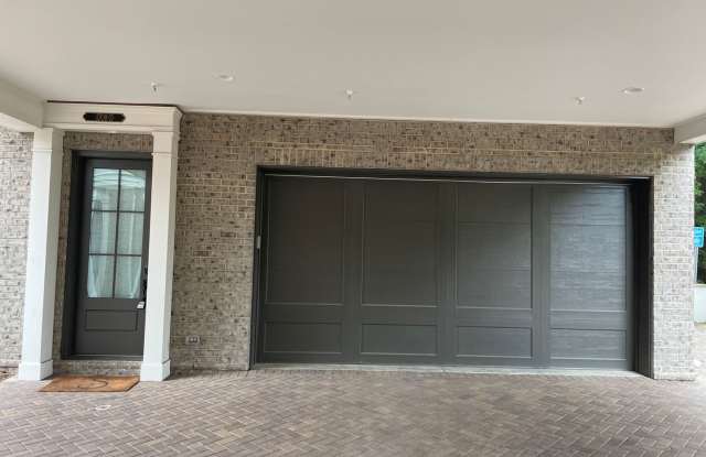 Dilworth - T.R. Lawing Realty Property Gallery 4