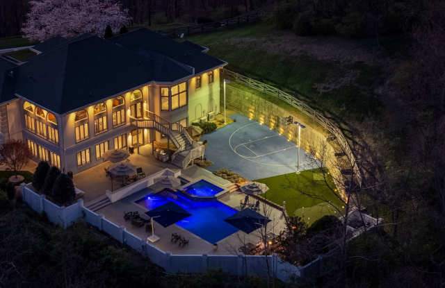 Located in the gated Valhalla community in Brentwood - 720 Valhalla Lane, Williamson County, TN 37027