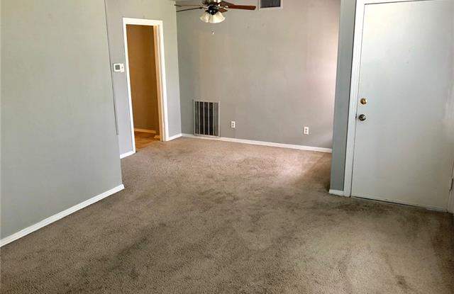11818 Broadmoor Drive Gallery 2