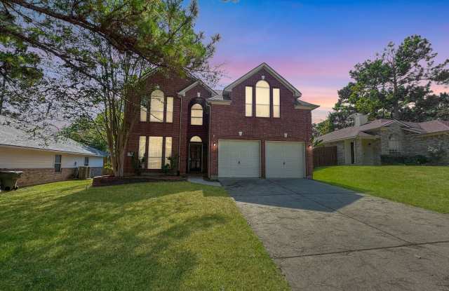 Spacious Two-Story Home Near Lake Conroe with Fireplace and Modern Comforts photos photos Spacious Two-Story Home Near Lake Conroe with Fireplace and Modern Comforts photos photos