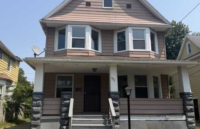 631 East 113th Street photos photos