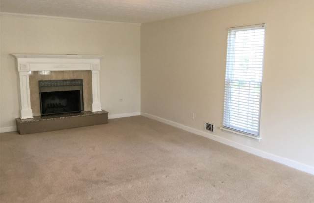 2224 Thicket Ct Gallery 2