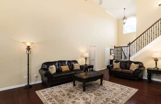 371 Vinings Vintage Circle Gallery 4
