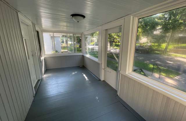 1927 Sherwood Ave. Gallery 4