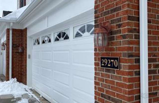 29270 DOUGLAS Drive Gallery 4