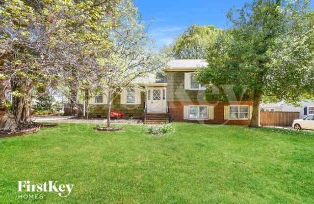 1714 Clarendon Drive photos photos