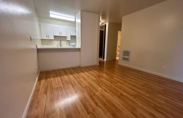 Nice Cozy 1 Bedroom Condo !!! photos photos