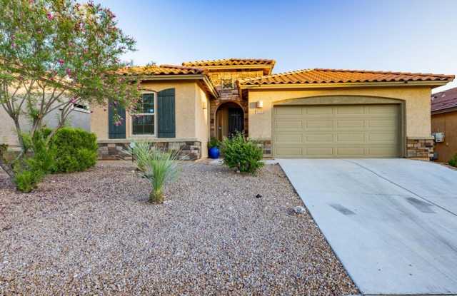 5 Bedroom 3 Bathroom photos photos