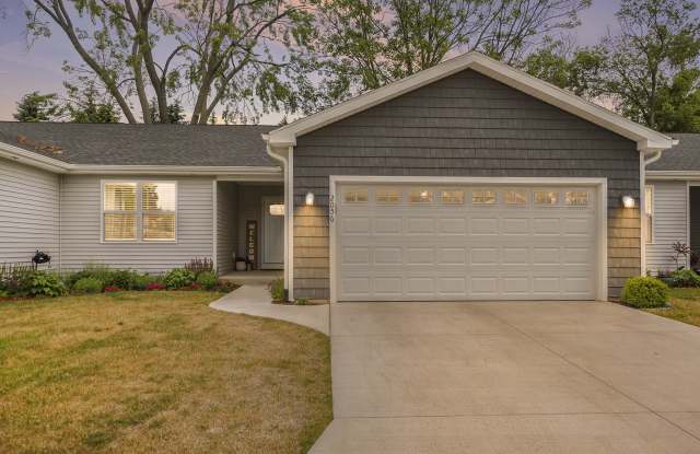 2056 Hailey Ct - 2056 Hailey Court, Portage, MI 49024