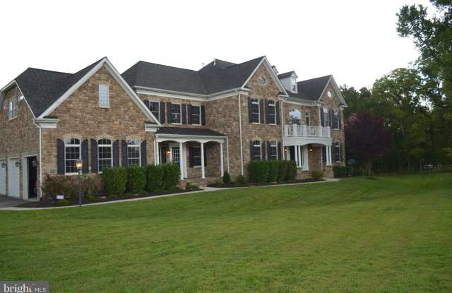 22651 BEAVERDAM DRIVE Gallery 2