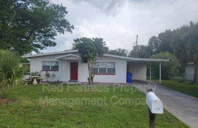 2610 Elmwood St photos photos