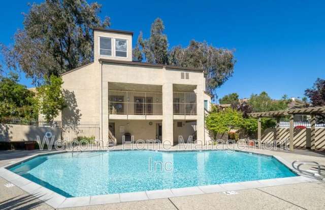 695 Bristol Drive photos photos