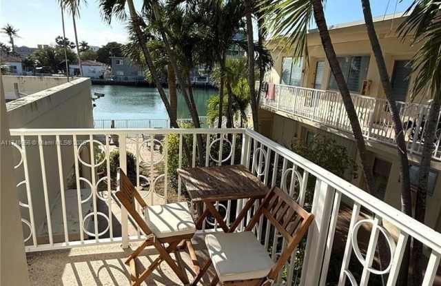 8420 Byron Ave photos photos