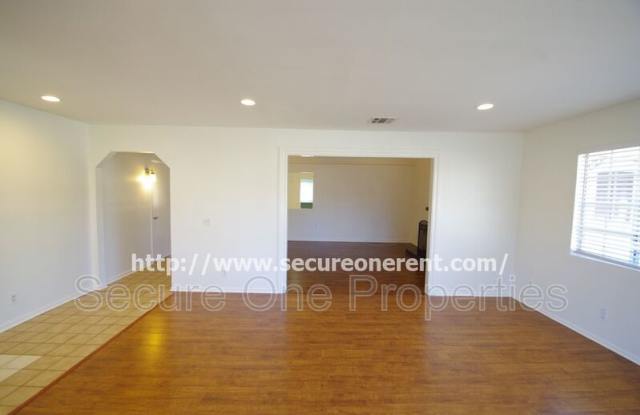 1731 Damon St. Gallery 4