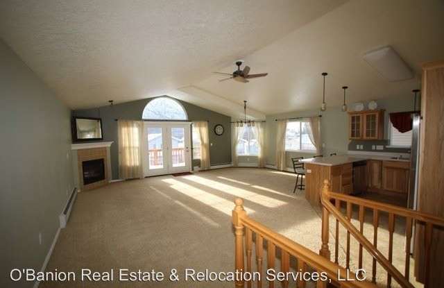 20633 Mountain Vista Drive Gallery 2
