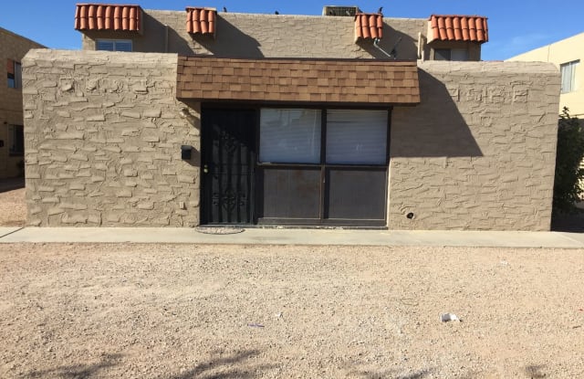 1253 N 47th Place - 1253 North 47th Place, Phoenix, AZ 85008