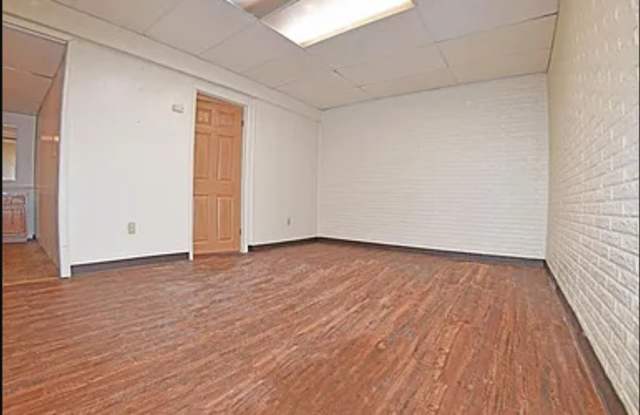 917 North 17th Avenue Gallery 2