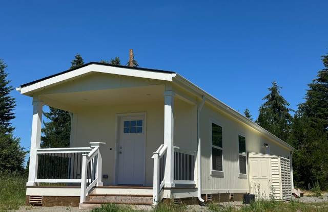 Brand New Single-Wide Home in Peaceful Yelm Setting! photos photos