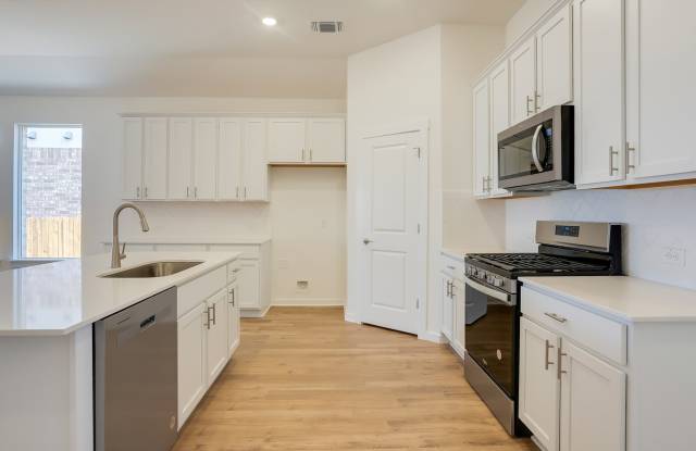 1853 Crooked Creek Street Gallery 4