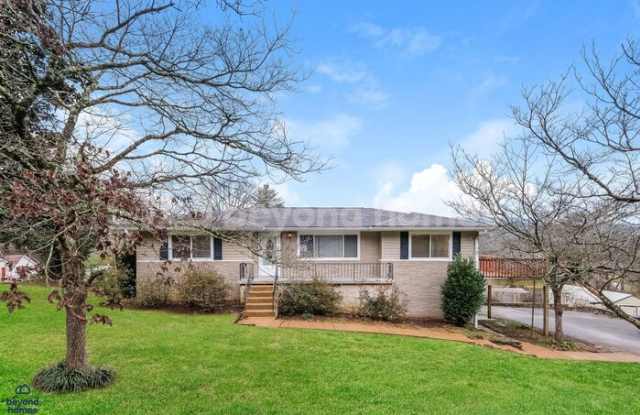 5701 North Morgan Lane photos photos