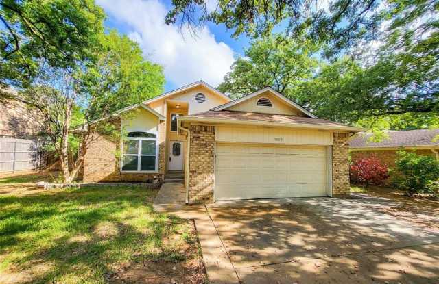 3809 Farmingdale Drive - 3809 Farmingdale Drive, Arlington, TX 76001