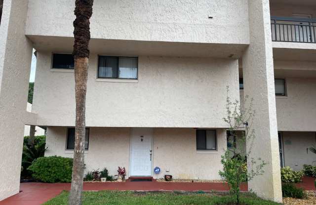 FULLY FURNISHED 3 Bed/2.5 Bath Condo at Carmel by the Lake AVAILABLE APRIL 1st! photos photos