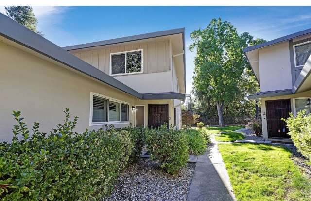 2207 Segundo Court photos photos