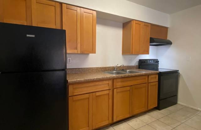 Fresh new look at Orange Blossom Apartments! photos photos