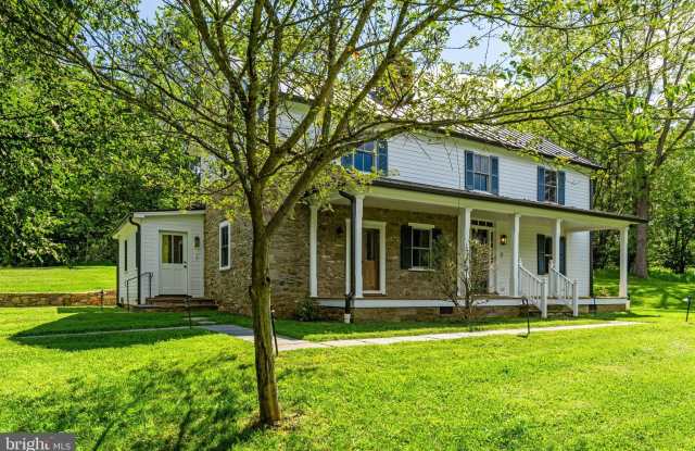 5519 HOPEWELL Road Gallery 2