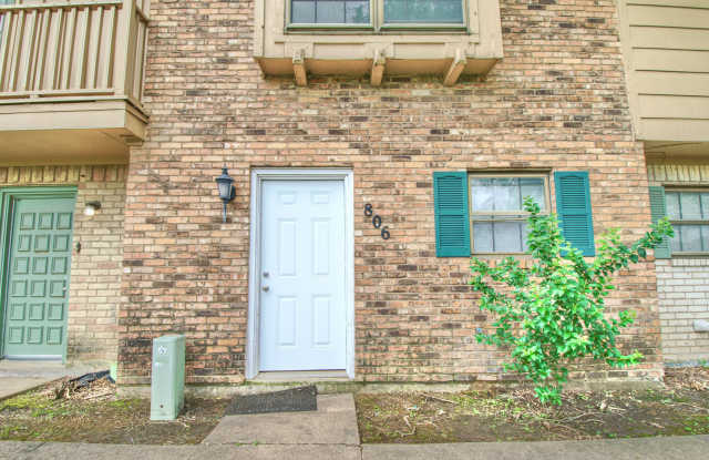 806 N 62nd St photos photos