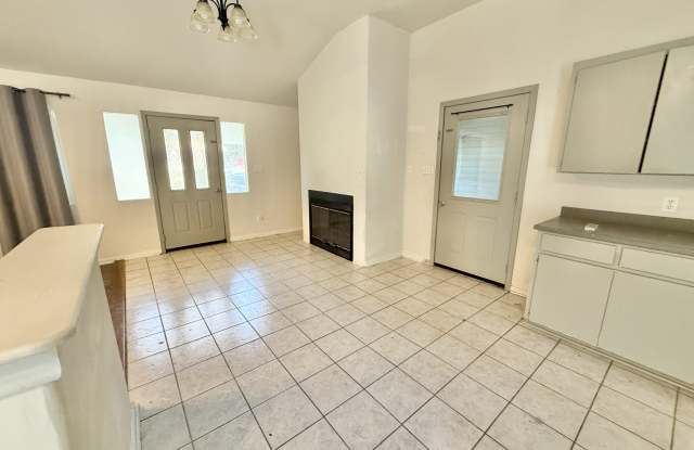 207 Brantley Circle Gallery 4