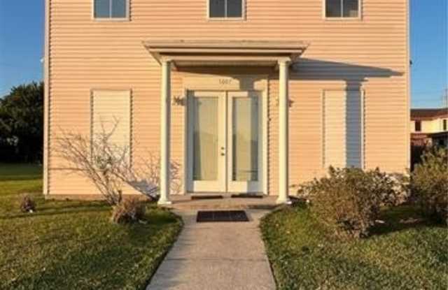 5007 TOWERING OAKS Avenue photos photos