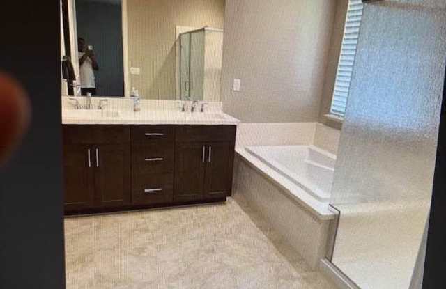 2553 Paisley Ct Gallery 4