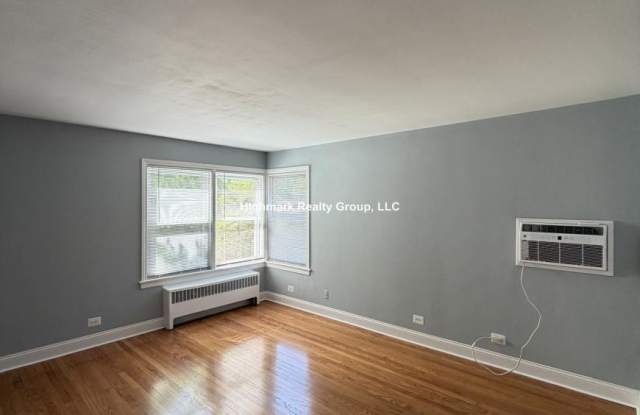 6711 West North Shore Ave. Gallery 3