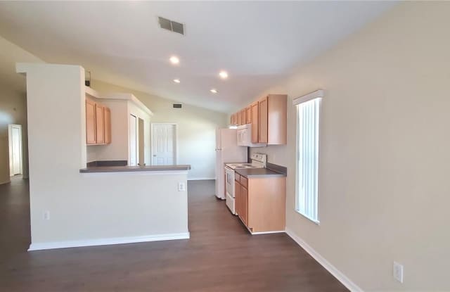 230 PINE CONE DRIVE Gallery 2
