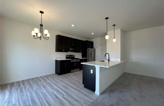 1040 Westhaven Boulevard Gallery 4