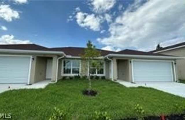 1609 Savona Parkway W photos photos